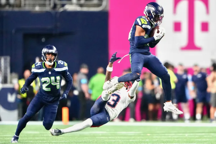 Three picks for Seahawks in 13-10 win over Patriots